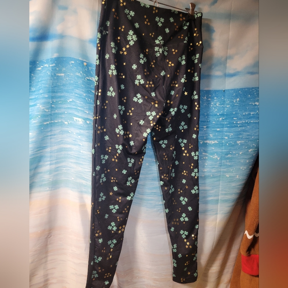 Tipsy Elves NWOT‎ Gold Foil Clover High Waisted Leggings Shamrocks Size Vary